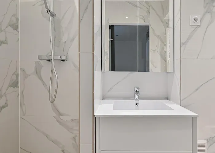 With Exclusive Terrace - Le Marais Апартаменты Париж