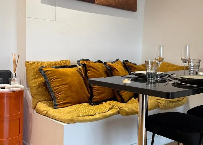 With Exclusive Terrace - Le Marais Париж